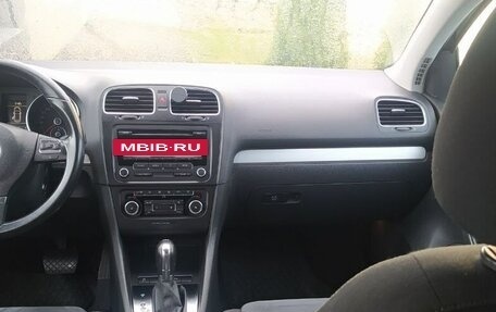 Volkswagen Golf VI, 2011 год, 800 000 рублей, 7 фотография