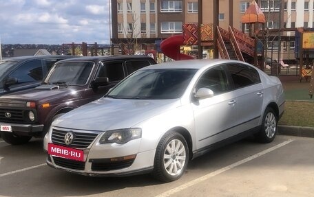 Volkswagen Passat B6, 2006 год, 560 000 рублей, 4 фотография