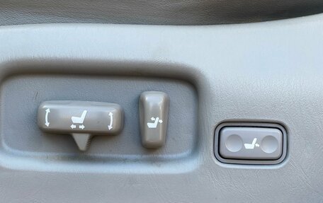 Toyota Land Cruiser 100 рестайлинг 2, 2007 год, 2 799 000 рублей, 18 фотография