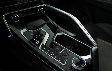 Geely Tugella FY11, 2023 год, 3 177 444 рублей, 21 фотография