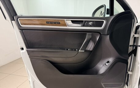 Volkswagen Touareg III, 2016 год, 3 199 000 рублей, 16 фотография