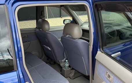 Nissan Cube II, 2000 год, 300 000 рублей, 11 фотография