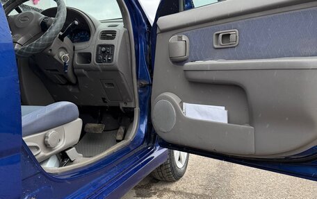 Nissan Cube II, 2000 год, 300 000 рублей, 16 фотография