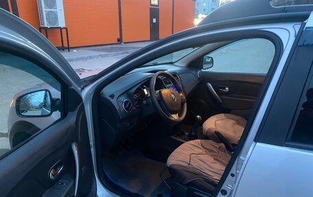 Renault Sandero II рестайлинг, 2018 год, 960 000 рублей, 3 фотография