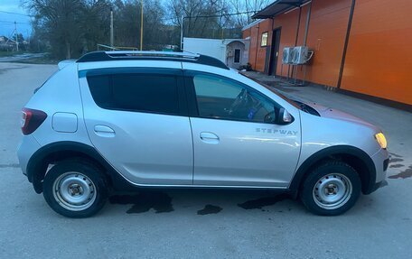 Renault Sandero II рестайлинг, 2018 год, 960 000 рублей, 5 фотография