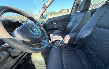 Renault Laguna II, 2001 год, 220 000 рублей, 13 фотография