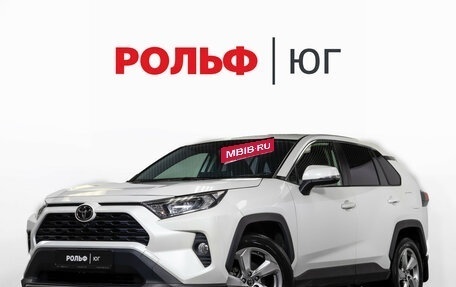 Toyota RAV4, 2021 год, 3 378 000 рублей, 1 фотография