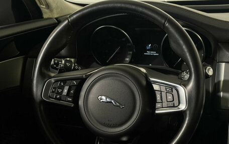 Jaguar XF II, 2019 год, 2 850 000 рублей, 14 фотография