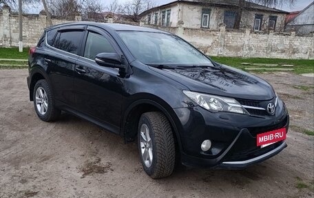 Toyota RAV4, 2013 год, 1 759 000 рублей, 2 фотография