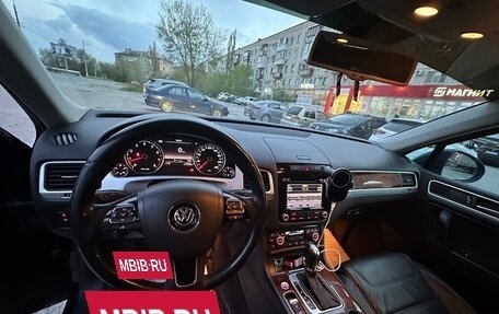 Volkswagen Touareg III, 2013 год, 2 250 000 рублей, 10 фотография