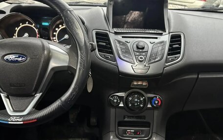 Ford Fiesta, 2015 год, 790 000 рублей, 12 фотография