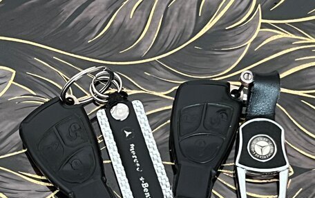 Mercedes-Benz Viano, 2005 год, 1 750 000 рублей, 31 фотография