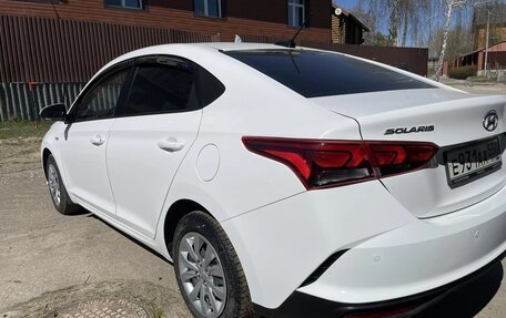 Hyundai Solaris II рестайлинг, 2021 год, 1 350 000 рублей, 6 фотография