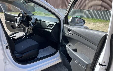Hyundai Solaris II рестайлинг, 2021 год, 1 350 000 рублей, 11 фотография