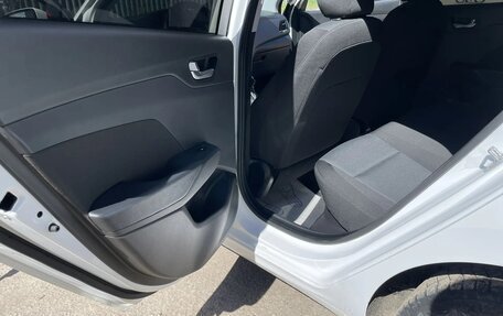 Hyundai Solaris II рестайлинг, 2021 год, 1 350 000 рублей, 15 фотография