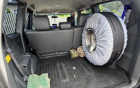 Toyota Land Cruiser Prado 120 рестайлинг, 2008 год, 2 500 000 рублей, 13 фотография