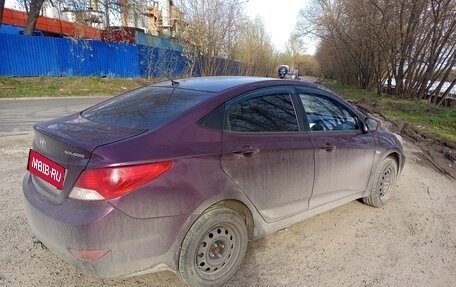 Hyundai Solaris II рестайлинг, 2011 год, 520 000 рублей, 3 фотография