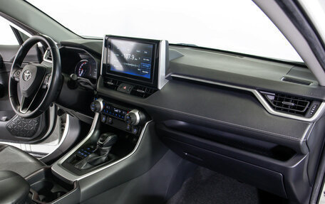 Toyota RAV4, 2021 год, 3 378 000 рублей, 7 фотография