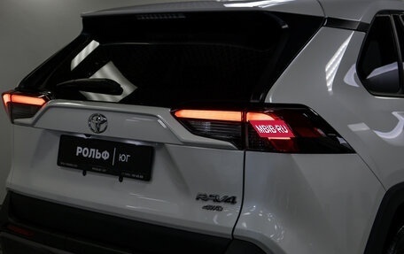 Toyota RAV4, 2021 год, 3 378 000 рублей, 22 фотография