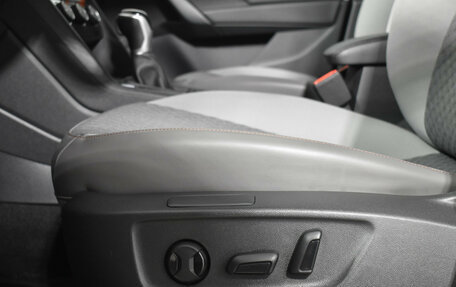 Volkswagen Taos, 2021 год, 2 480 000 рублей, 20 фотография