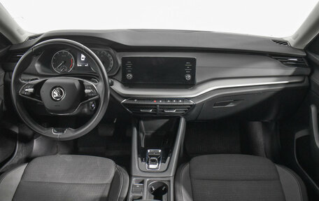 Skoda Octavia IV, 2021 год, 2 050 000 рублей, 13 фотография