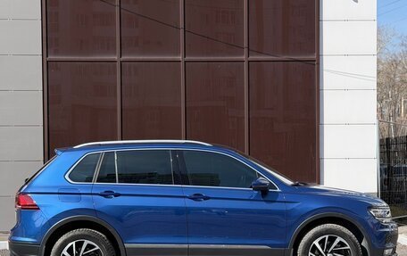 Volkswagen Tiguan II, 2018 год, 2 600 000 рублей, 5 фотография