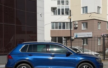 Volkswagen Tiguan II, 2018 год, 2 600 000 рублей, 10 фотография