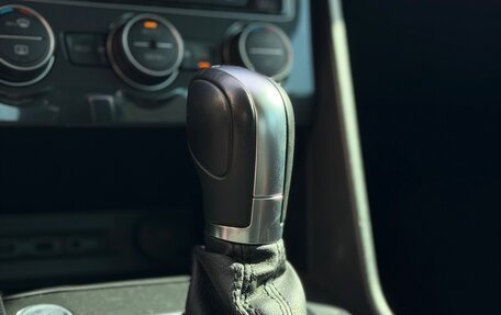 Volkswagen Tiguan II, 2018 год, 2 600 000 рублей, 24 фотография