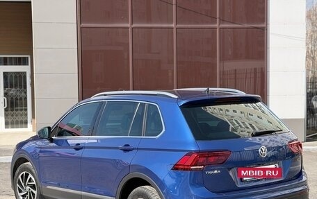 Volkswagen Tiguan II, 2018 год, 2 600 000 рублей, 15 фотография