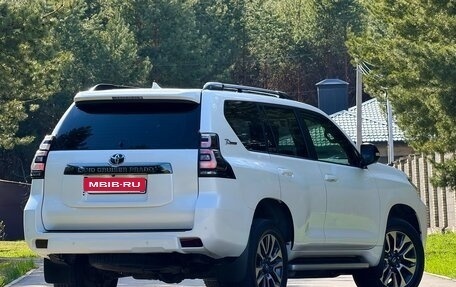 Toyota Land Cruiser Prado 150 рестайлинг 2, 2022 год, 7 290 000 рублей, 7 фотография