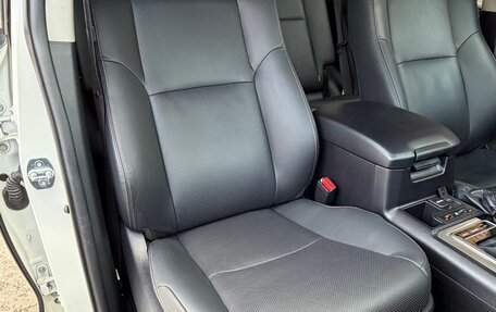 Toyota Land Cruiser Prado 150 рестайлинг 2, 2022 год, 7 290 000 рублей, 16 фотография