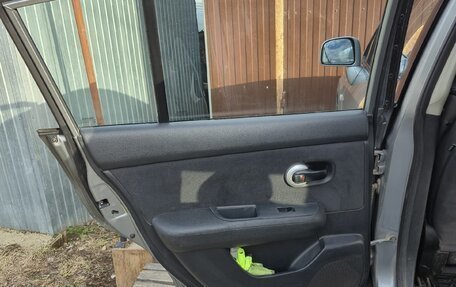 Nissan Tiida, 2012 год, 785 000 рублей, 13 фотография