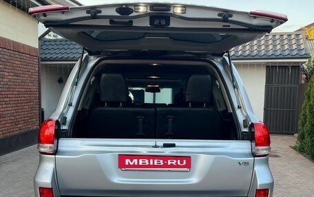 Toyota Land Cruiser 200, 2011 год, 2 750 000 рублей, 8 фотография