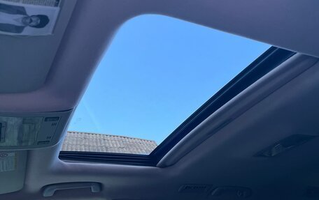 Toyota Land Cruiser 200, 2011 год, 2 750 000 рублей, 17 фотография