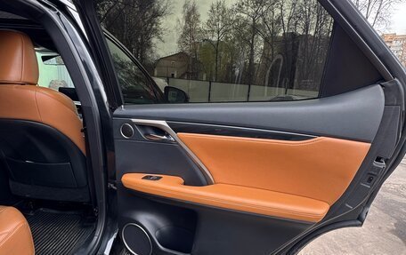 Lexus RX IV рестайлинг, 2019 год, 4 850 000 рублей, 8 фотография