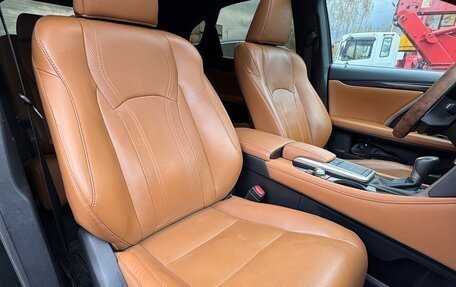 Lexus RX IV рестайлинг, 2019 год, 4 850 000 рублей, 12 фотография