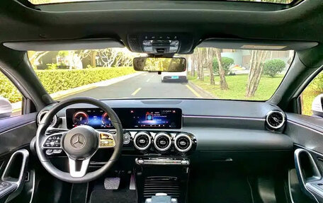 Mercedes-Benz A-Класс, 2021 год, 2 700 000 рублей, 4 фотография