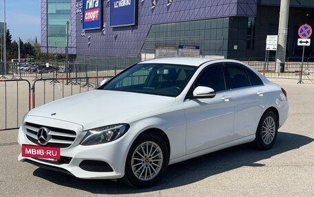 Mercedes-Benz C-Класс, 2018 год, 1 770 000 рублей, 32 фотография