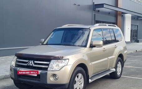 Mitsubishi Pajero IV, 2008 год, 1 425 000 рублей, 2 фотография