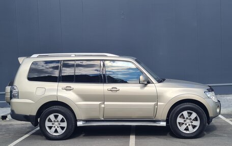 Mitsubishi Pajero IV, 2008 год, 1 425 000 рублей, 7 фотография