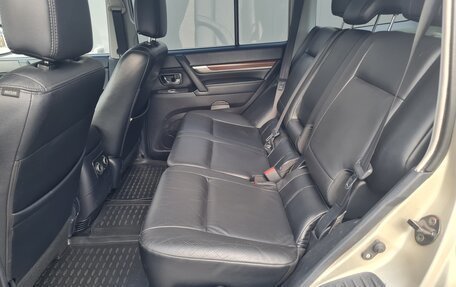 Mitsubishi Pajero IV, 2008 год, 1 425 000 рублей, 15 фотография