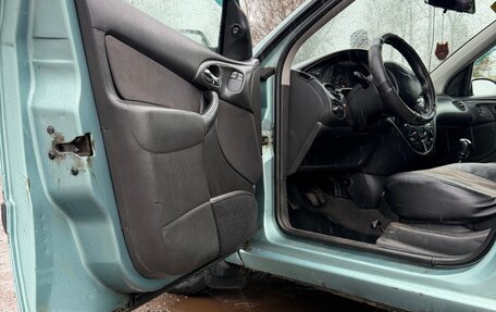 Ford Focus IV, 2001 год, 310 000 рублей, 6 фотография