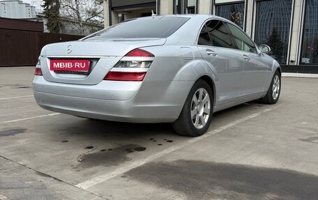 Mercedes-Benz S-Класс, 2007 год, 900 000 рублей, 3 фотография