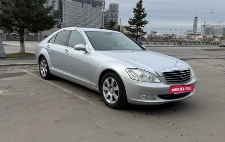 Mercedes-Benz S-Класс, 2007 год, 900 000 рублей, 2 фотография