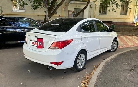 Hyundai Solaris II рестайлинг, 2016 год, 560 000 рублей, 3 фотография