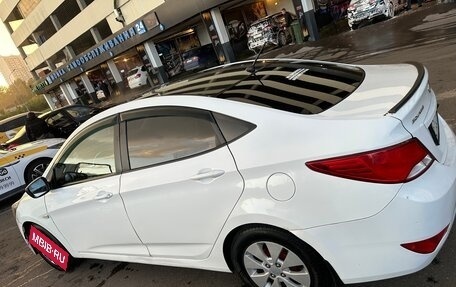 Hyundai Solaris II рестайлинг, 2016 год, 560 000 рублей, 10 фотография