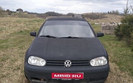 Volkswagen Golf IV, 2000 год, 150 000 рублей, 1 фотография