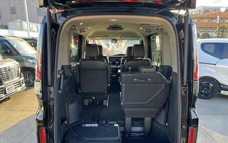 Honda Stepwgn IV, 2021 год, 1 794 000 рублей, 5 фотография