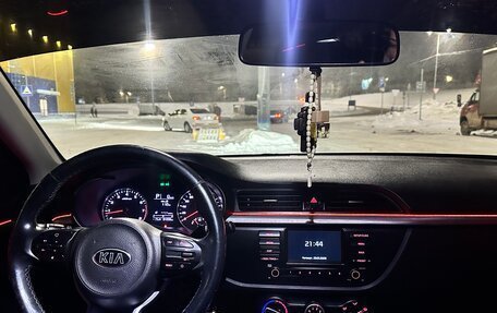 KIA Rio IV, 2018 год, 1 350 000 рублей, 9 фотография