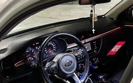 KIA Rio IV, 2018 год, 1 350 000 рублей, 10 фотография